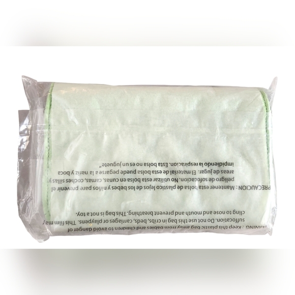 BCBG Quilted Crossbody Bag-Mint Green - Picture 6 of 7